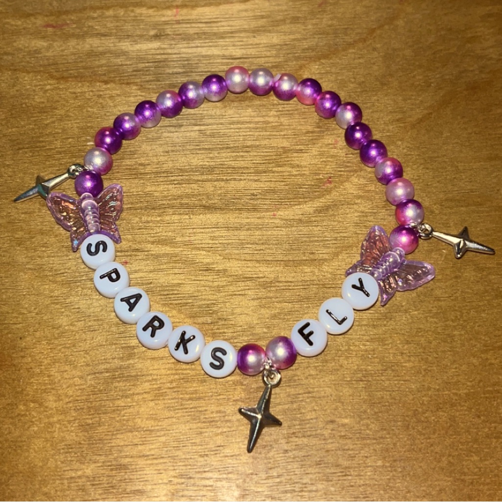 Taylor Swift Speak Now Era Bracelet 13$